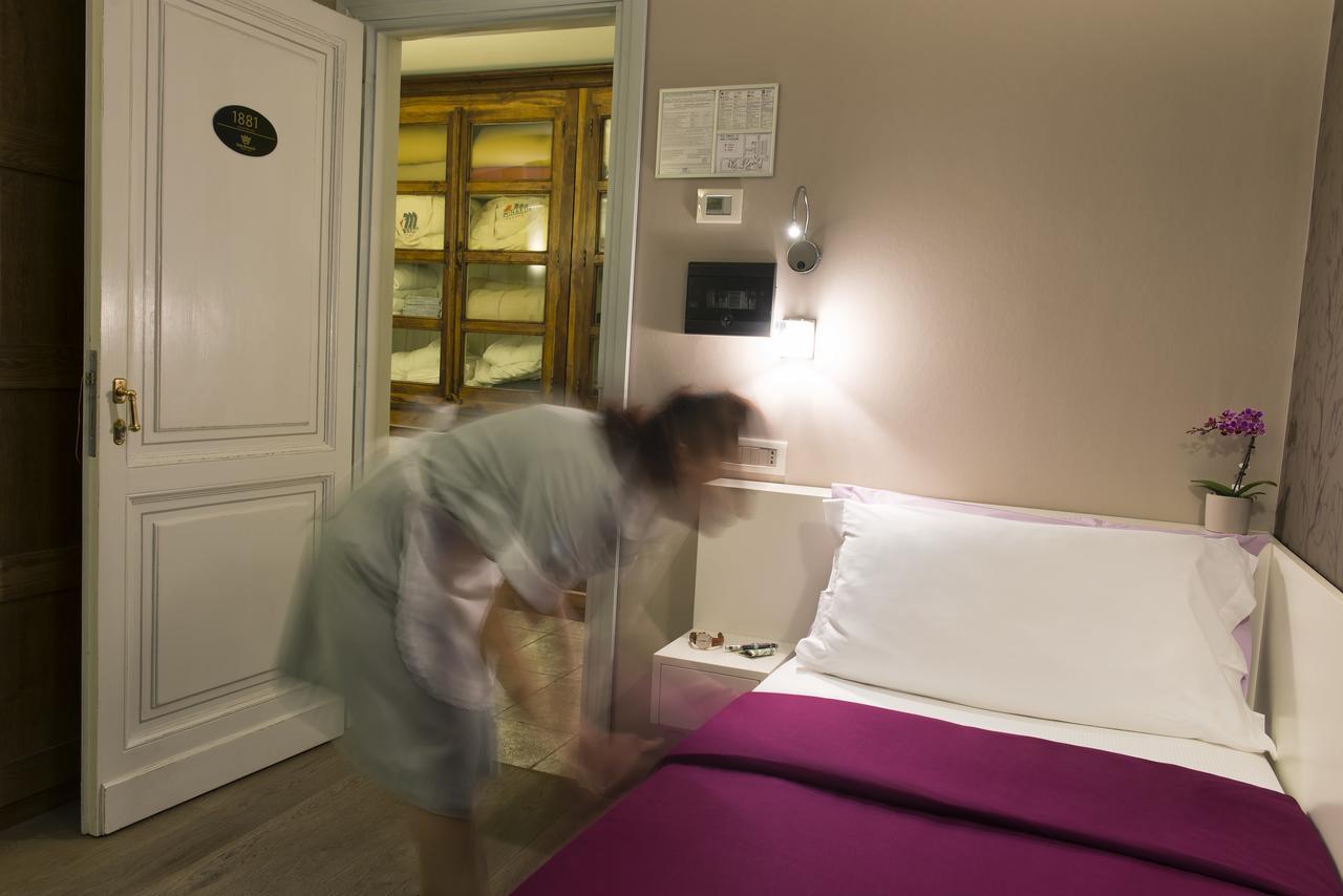 Отель Relais Monnalisa Рим Экстерьер фото